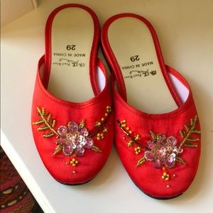 Pearl river beaded slides